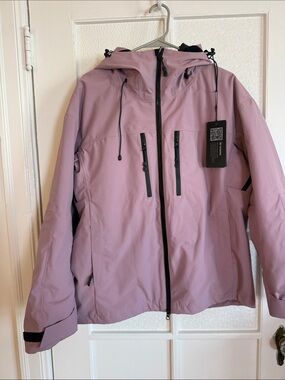 NWT Mauve Hooded Shell Jacket with Black Trim